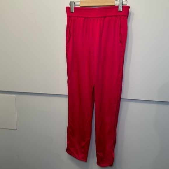 Sold out in stores! Zara fushia pink pants satin like pants woman size XS - Picture 5 of 10